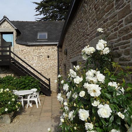 Bed and Breakfast Les Pieds Dans L'Herbe Rosporden Экстерьер фото